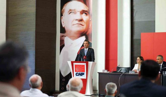 CHP lideri Özel: "Dünyanın en gelişmiş ülkelerinde başarılarının altındaki temel faktör ulusal eğitim programlarının olması"