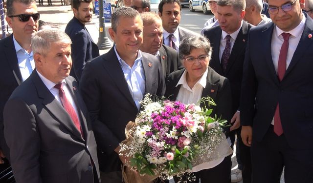 CHP’li 21 belediye başkanı ve Genel Başkan Özgür Özel Burdur’da