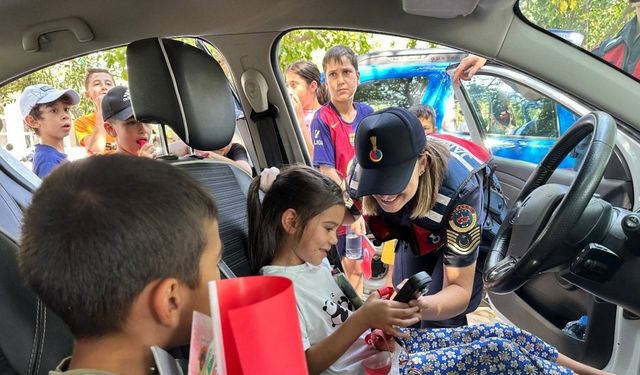 Çineli minikler jandarma ile dolu dolu bir gün geçirdi