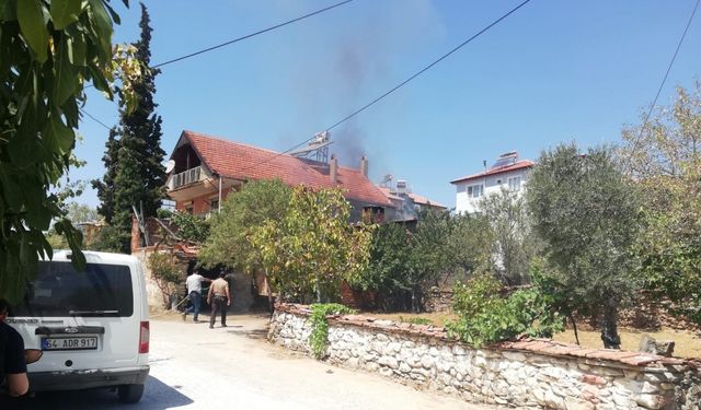 Depoda başlayan yangın eve ulaşamadan söndürüldü