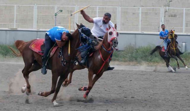 Erzurum’da vazgeçilmeyen bir gelenek: Cirit