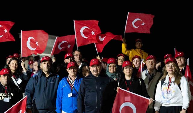 Gölbaşı Belediye Başkanı Odabaşı, zafer yürüyüşüne katıldı