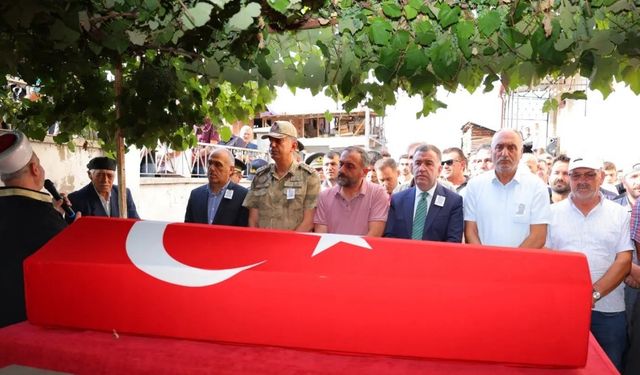 Kıbrıs Gazisi son yolculuğuna uğurlandı