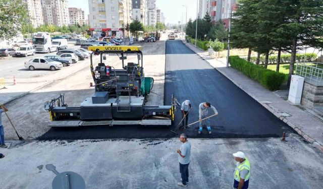 Melikgazi Belediyesi Fatih Sultan Mehmet Bulvarı’nı yeniliyor