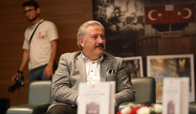 Melikgazi Belediyesi Kayseri’nin Ulu Çınarı Kayseri Lisesi Tarihi Kitabının tanıtımını yaptı