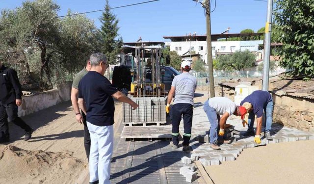 Nazilli Pınarbaşı Mahallesi’nde yol yapım çalışmaları sürüyor