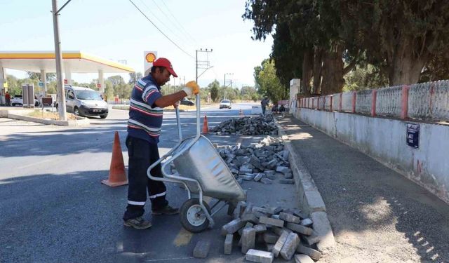 Nazilli’deki mezarlıklarda bakım ve temizlik çalışmalarını sürdürüyor