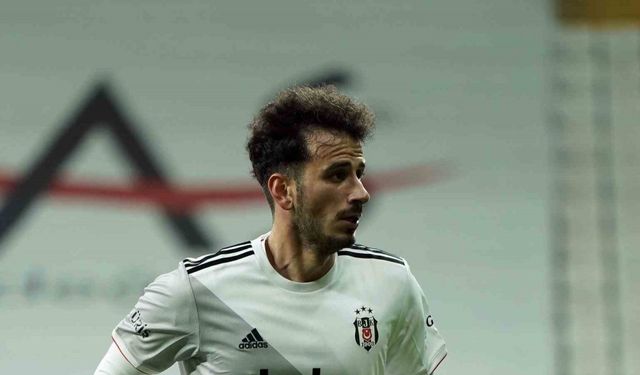 Oğuzhan Özyakup, futbolu bırakma kararı aldı