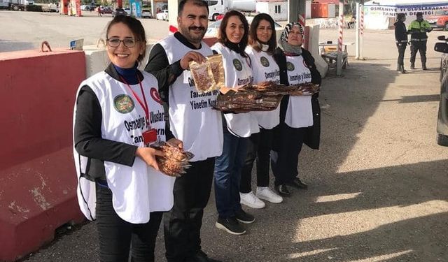 Osmaniye’nin yöresel lezzetlerinin Ankara’daki tanıtımında 80 bin paket yer fıstığı dağıtılacak