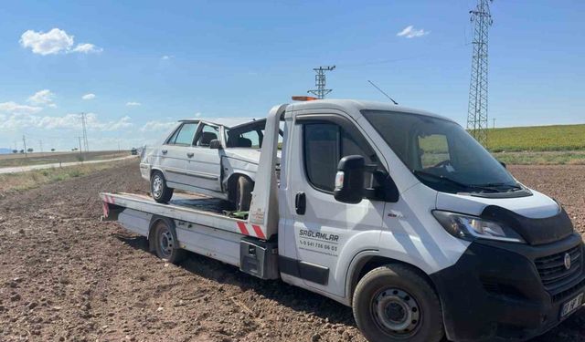 Otomobille motosikletin çarpıştığı kazada sürücüler yaralandı