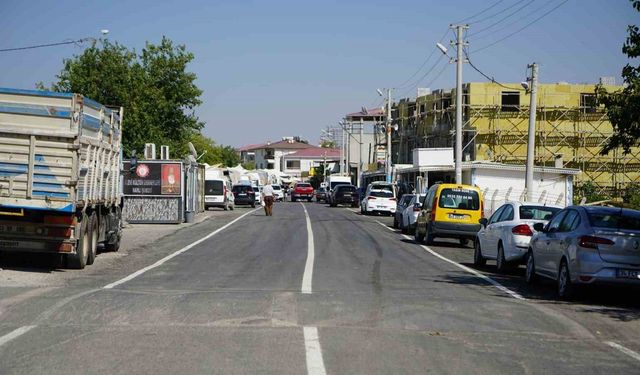 Pazarcık’ta yollar büyükşehir ile yenileniyor