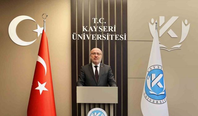 Rektör Karamustafa: “Kahraman ecdadımızla ne kadar övünsek ve gurur duysak azdır”