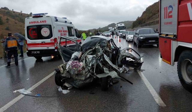 Samsun’da sağanak yağış kazaya neden oldu: 3 ölü, 2 si ağır 10 yaralı