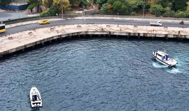 Sarıyer’de batan teknede kaybolan şahsı boğazda arama çalışmaları havadan görüntülendi