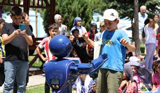 Tatile gidemeyen çocuklar muhtar sayesinde unutulmaz bir gün yaşadı