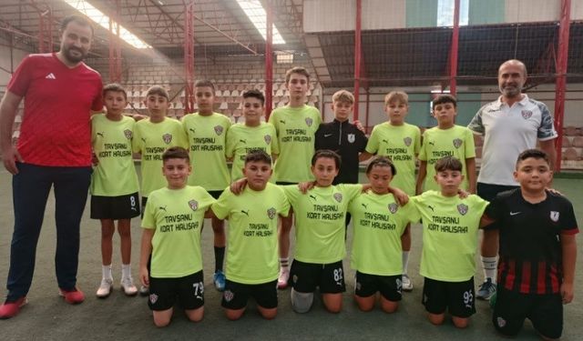 Tavşanlı Futbol Akademisi futbolcuları Sivas U 12 Cup’da