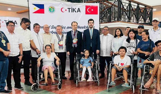 TİKA’dan, Filipinler’deki 900 hastaya ilaç ve 100 engelli bireye tekerlekli sandalye temini