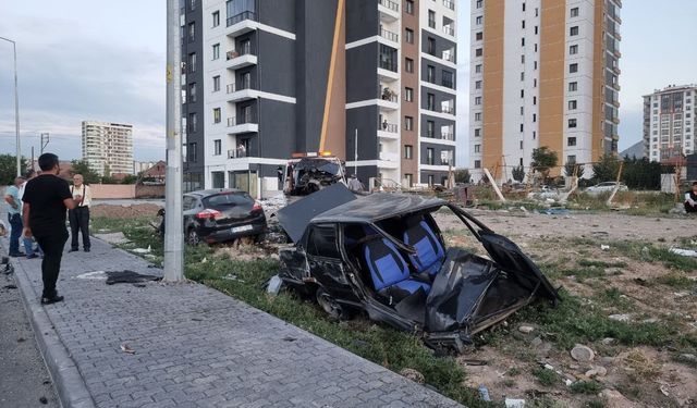 Tofaş’ın ikiye bölündüğü kaza kamerada