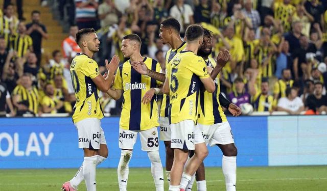 Trendyol Süper Lig: Fenerbahçe: 1 - Alanyaspor: 0 (İlk yarı)