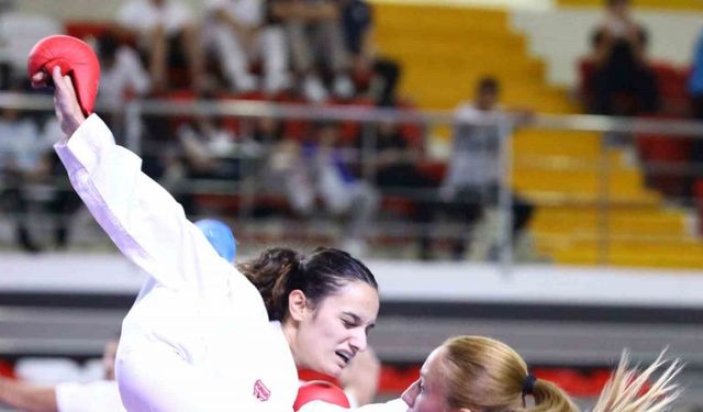 Türkiye Karate Şampiyonası devam ediyor