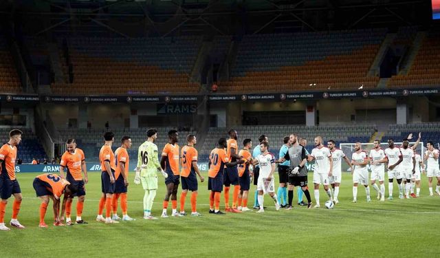 UEFA Avrupa Konferans Ligi: RAMS Başakşehir: 0 - FC Iberia 1999: 0 (Maç devam ediyor)