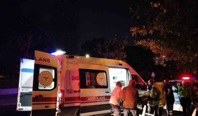 Üsküdar’da sürücüsünün kontrolünden çıkan araç takla attı: 1 yaralı