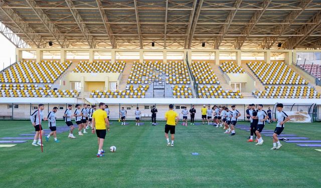 Vali Çakır: “Yarım kalan sevdamızı bu sene tamamlayacağız”