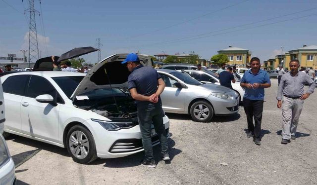 Van’da ikinci el araca bakan çok alan yok