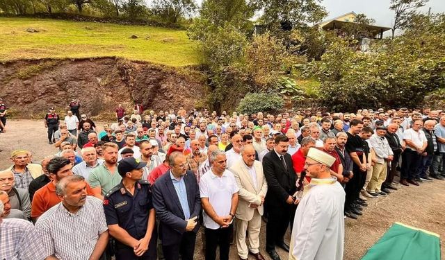 Yayla evinde yakılan evde hayatını kaybeden Kasım Altuntaş toprağa verildi