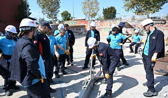 Anadolu Ajansı personeli arama kurtarma eğitimini tamamladı