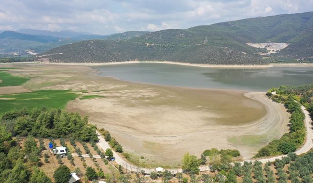 Bursa Ovası'na hayat veren Gölbaşı Barajı'nda kuraklık tehlikesi artıyor