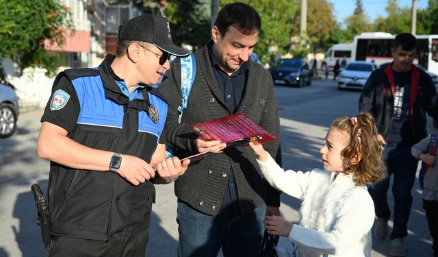 Edirne'de "Güvenli eğitim" uygulaması ebeveyn polislere emanet