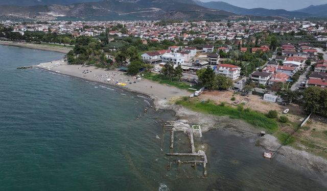 İznik Gölü'ndeki bazilikanın gelecek yıl karşılama merkeziyle ziyarete açılması amaçlanıyor