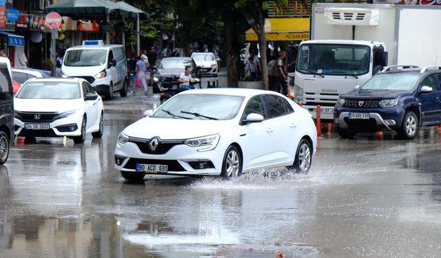 Kırklareli ve Tekirdağ'da sağanak etkili oldu