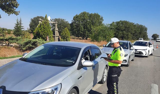 Kırklareli'nde denetimlerde 193 araç trafikten men edildi