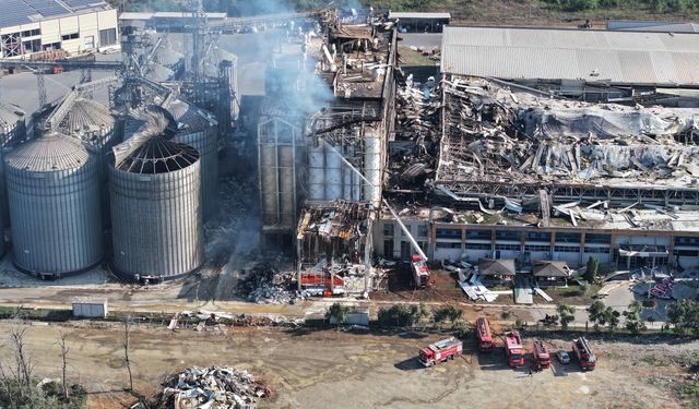 Sakarya'da makarna fabrikasındaki patlamada hayatını kaybeden işçi defnedildi