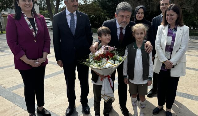 Tarım ve Orman Bakanı Yumaklı, Edirne'deki Çakmak Barajı'nda incelemede bulundu