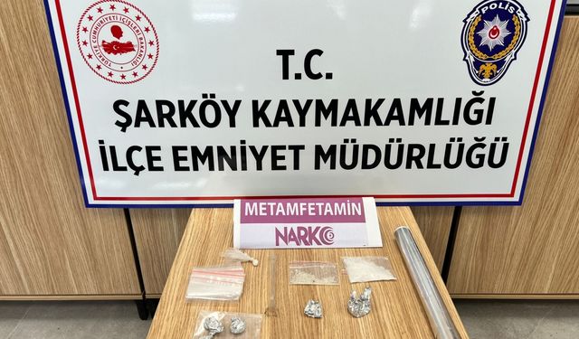 Tekirdağ'da evinde uyuşturucu ele geçirilen 2 zanlı tutuklandı