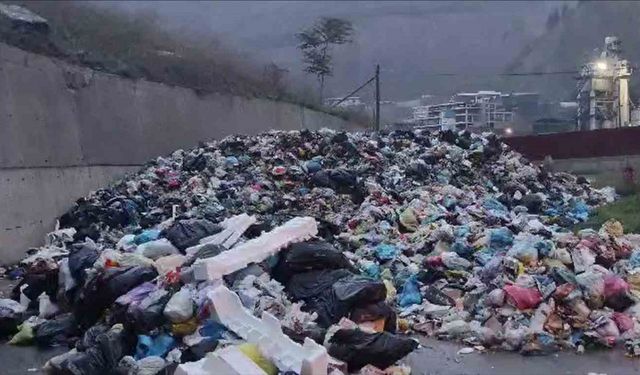 150 ton çöpü yol kenarına döken Ortahisar Belediyesi’ne ceza