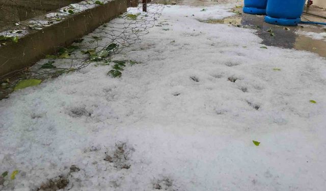 Adıyaman’da dolu yağışı