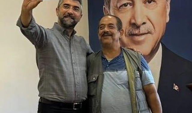 AK Parti İl Başkanı Küçükoğlu, vatandaşlarla ’Selfie’ yaptı