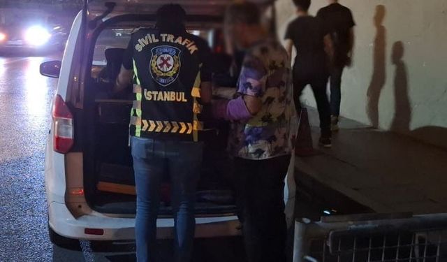 Aracıyla kaldırımdan giden şahsa 2 bin 70 TL idari para cezası