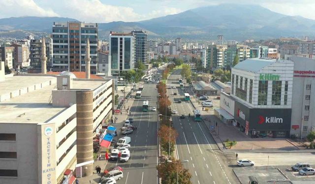 Başkan Büyükkılıç, Tacettin Veli Bulvarı’ndaki çalışmaları inceledi