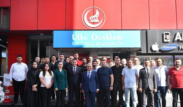 Başkan Büyükkılıç’tan Ülkü Ocakları’na ziyaret