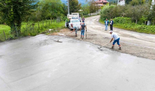 Başkan Tavlı: “Beton yol ağımız genişliyor”