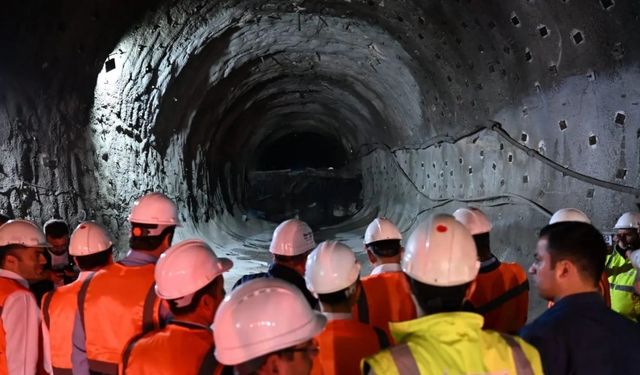 Bayburt Group İnşaat’ın 12 yıldır bitiremediği Kop Tüneli’nden vatandaşlar umudunu kesti