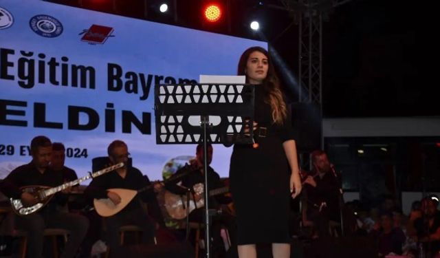 Besni’de düzenlenen konser büyük ilgi gördü