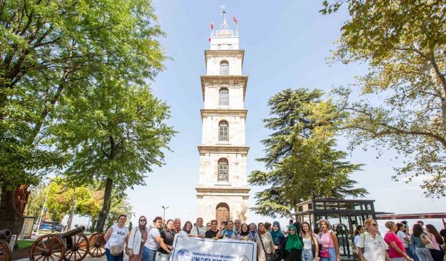 Bursa’nın güzelliklerini işaret diliyle tanıyorlar