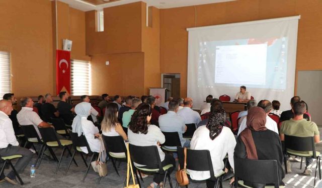 Elazığ’da yeni üretim planı ve desteklemeler üreticilere anlatıldı