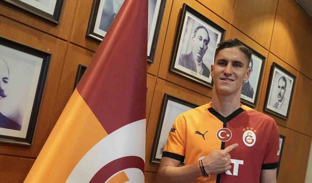 Galatasaray, yeni transferi Roland Sallai ile sözleşme imzaladı